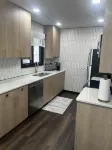 Renovated Unit! Near Downtown, Restaurants, Shopping and Promedica Hospital.