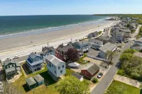 BLUE WAVE : Unique and cozy Beach House at Long Sand Beach in York!