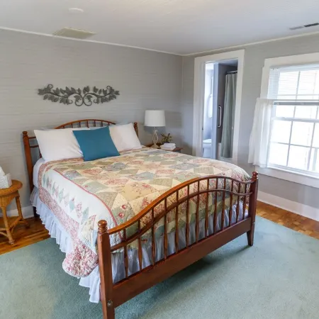 South River Guest House