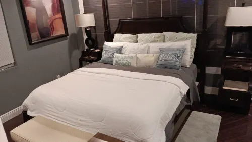 Sleeps 8! Close to Beaches and Margaritaville at  Sea