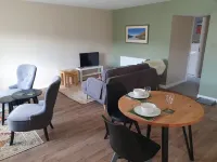 Beautiful views, walking distance to town