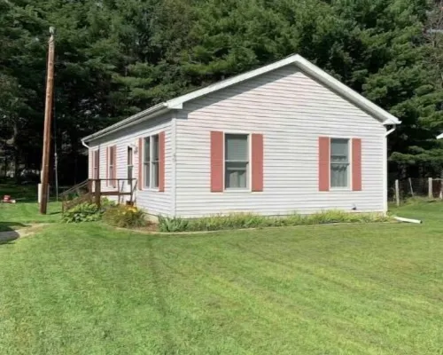 Whole House in Schroon Lake: 35 Min to Gore Mnt! Hotels in Schroon