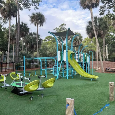 Egret’s Pointe Townhouse Sleeps 9 Amenities & Pools Included. Golf Cart