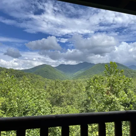 Stunning Mountain Views From Cabin With Hot Tub & Covered Porch!
