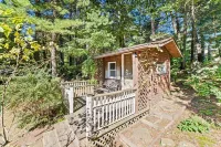 Spacious luxury home, 22 min from Boston and 20 min from Gillette Stadium.