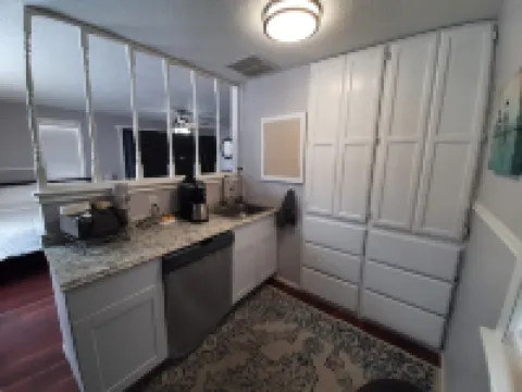 Birdhouse Apartment