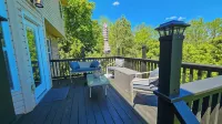 Cozy, Beautiful, Lovely Home Away from Home.  Perfect for family re-unions!