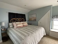 Belle of the Beach: 30 ft to Gorgeous Private Beachfront Home Sleeps up to 13 - balcony