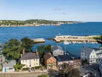 Seaside Getaway Cottage w Deck, Parking, Ocean View, Shops