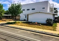 Modern 4 Bed Farmhouse with Private Pool Hotels near Costco Wholesale