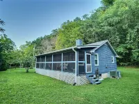 Creekside Cottage Near Nashville- Pet Friendly! Hotels in Cheatham County
