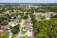 Paradise in Palm Harbor l Pool l Newly Renovated l Family Friendly