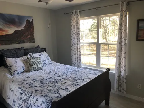 Russellville Lake House- waterfront with private dock