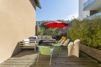 House with terrace 10Chb 10min heart of Lyon