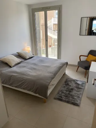 Magnificent T3 Calvi, new, facing Citadel & sea, town center (2B050-000473-25) Отели в г. Кальви