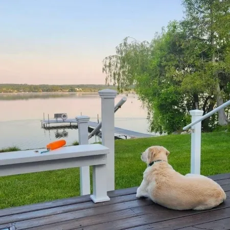 Lake Leelenau Waterfront Cottage-Close to Traverse City, Fishtown & Suttons Bay