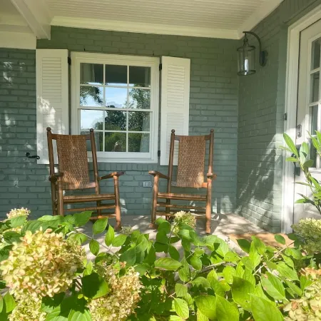 Garden Gate Cottage Downtown Franklin Unit B