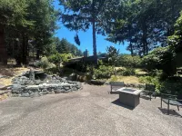 Majestic and Tranquil Retreat, amazing property and landscaping- Corvida House Hotels near Cape Mendocino Lighthouse(At Shelter Cove)