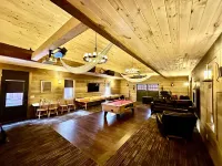 Mountain Cabin on River with Hot Tub & an Island