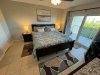 Spectacular views, beach just steps, right across the street! Hotel a Indian Shores