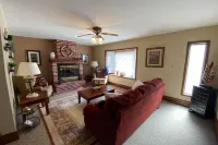 Serenity Cottage at Mineral Point