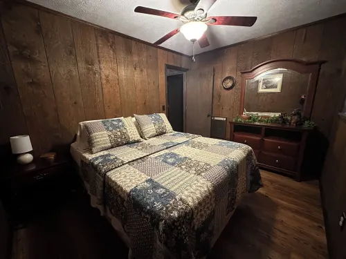 Newly renovated 2 bedroom cabin near Cave Run Lake & Red River Gorge