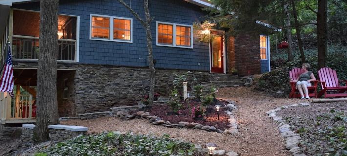 Waterfall Cottage Within Sight & Sound of Cane Creek Falls, 2Br 2BA Hôtels à&nbsp;: Comte de Lumpkin