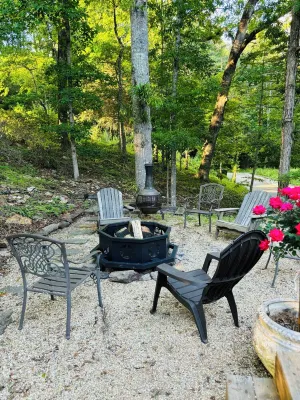 6 Bed Pontoon Boat and Jet Ski Rental, Hot Tub, Pool Table, Trampoline & More