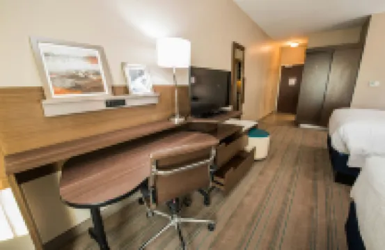 페어필드 인 & 스위트 바이 메리어트 헌츠빌