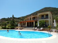 Exceptional villa: 400 m²  for 15 people, with pool - Wi-Fi