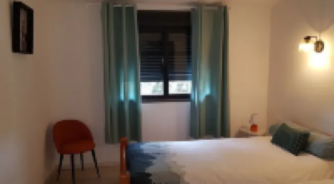 Couiza Gîte du Berger Paris, recent, modern and air-conditioned in a small farmhouse