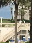 Best Beach view condo 2 story 2br 1.5ba views of ocean,pool & intercoastal.