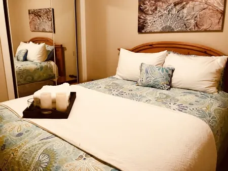 Marbella Shore, @ the Rogue River