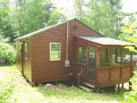 Romantic Getaway, Private Cabin Overlooking Sawyer Lake  Wifi, TV, AC, Heat