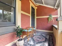 Minerva House Hotels in Clare