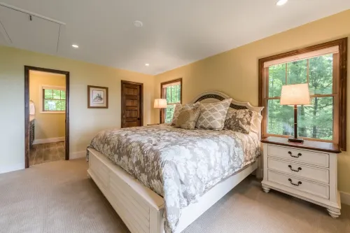 Peaceful and luxurious living with spectacular views
