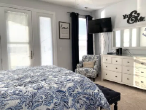 As seen on HGTV's HOUSE HUNTERS in 2023!!  Stunning Views - Steps to the Beach