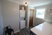 14 Tranquil Detached Duplex - 3 miles from DT GVL Hotel a Judson