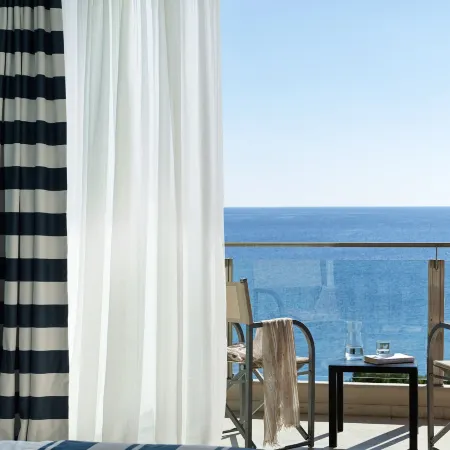 Kalamaki Beach Resort