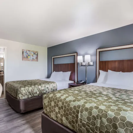 Econo Lodge Neenah