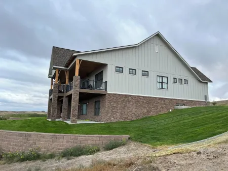 Lakeside Paradise! Beautiful five bedroom home on Lake McConaughy!