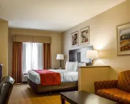 Comfort Suites Edinboro Hotels in Washington Township