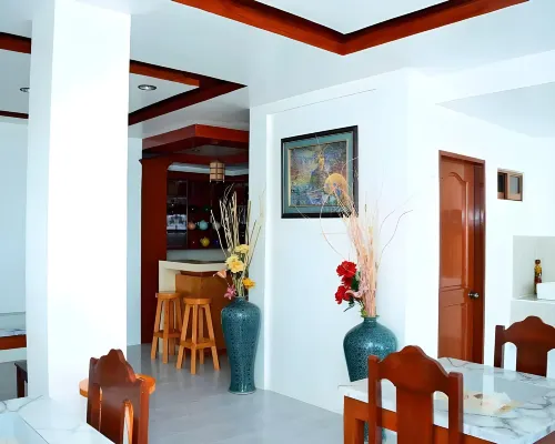 Isis Bungalows Makanan Photos