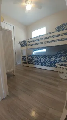 Beaches, Newly Renovated, Bring your flip flops!