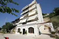 Hotel Ble Ble Vlore - Mountain View