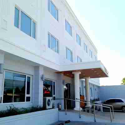 Vera Hotel Hotel Exterior
