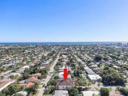 Maison Duffailly Отели рядом с достопримечательностью «Laguna Bay Nursery Inc»