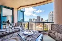 Stunning High-Floor Unit with Spectacular Ocean, Diamond Head, and Waikiki Views - 자쿠지