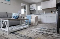 "The Shores" One Bedroom with A/C Steps to La Jolla Shores Beach, San Diego