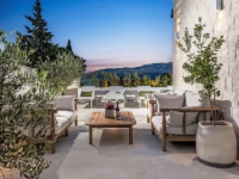 Brax8 Hotels in Splitska